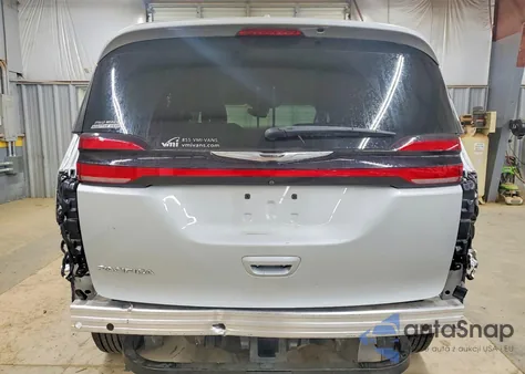 2022 Chrysler Pacifica Touring L from USA, damaged, VIN 2C4RC1BG0NR160407